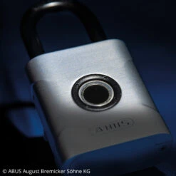 ABUS Touch Fingerabdruck-Vorhängeschloss, 4,5 Cm 11 ABUS Touch Fingerabdruck-Vorhängeschloss, 4,5 Cm -Bestes Beleuchtungs Geschäft 10013164 4