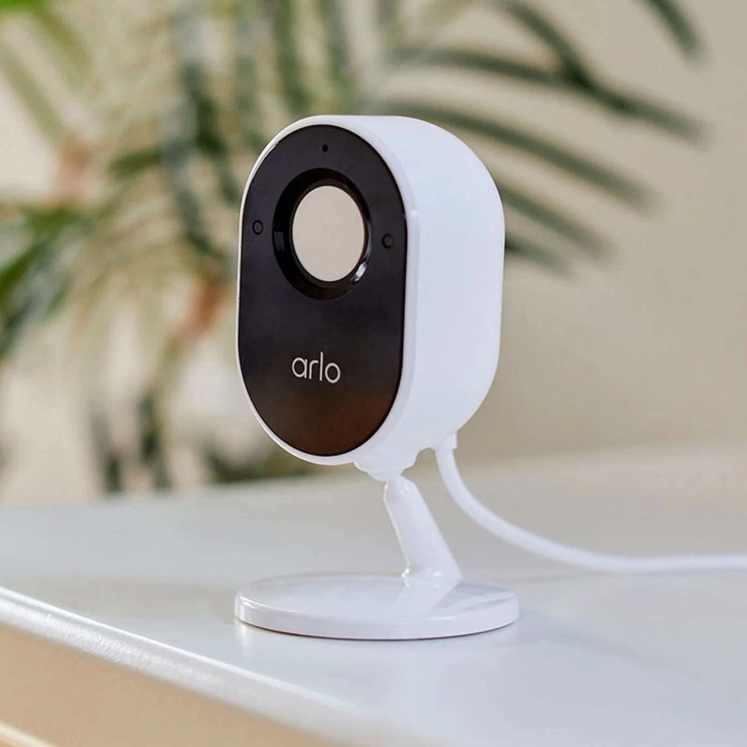Arlo Essential Indoor Sicherheitskamera, Weiß 2 Arlo Essential Indoor Sicherheitskamera, Weiß – Bild 2