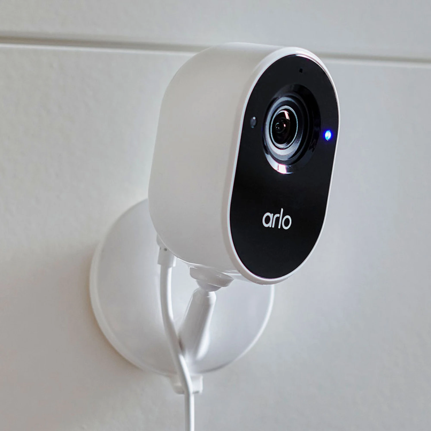 Arlo Essential Indoor Sicherheitskamera, Weiß 3 Arlo Essential Indoor Sicherheitskamera, Weiß – Bild 3