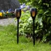 LED-Solar-Erdspießleuchte Flame, 2er-Set