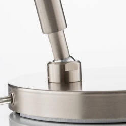 Zeitlose LED-Schreibtischleuchte Glance, Nickel -Bestes Beleuchtungs Geschäft 4002544 4