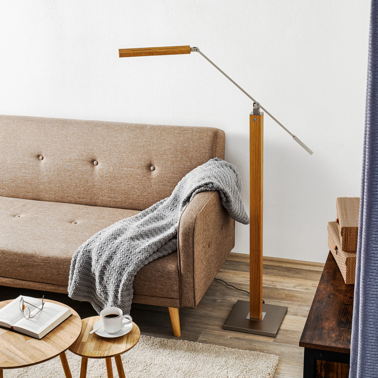 HerzBlut Otto O LED-Steh-Leseleuchte Eiche Geölt 2 HerzBlut Otto O LED-Steh-Leseleuchte Eiche Geölt – Bild 2