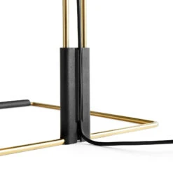 HAY Matin 300 LED-Tischleuchte Plissee, Oxidrot -Bestes Beleuchtungs Geschäft 4553009 4