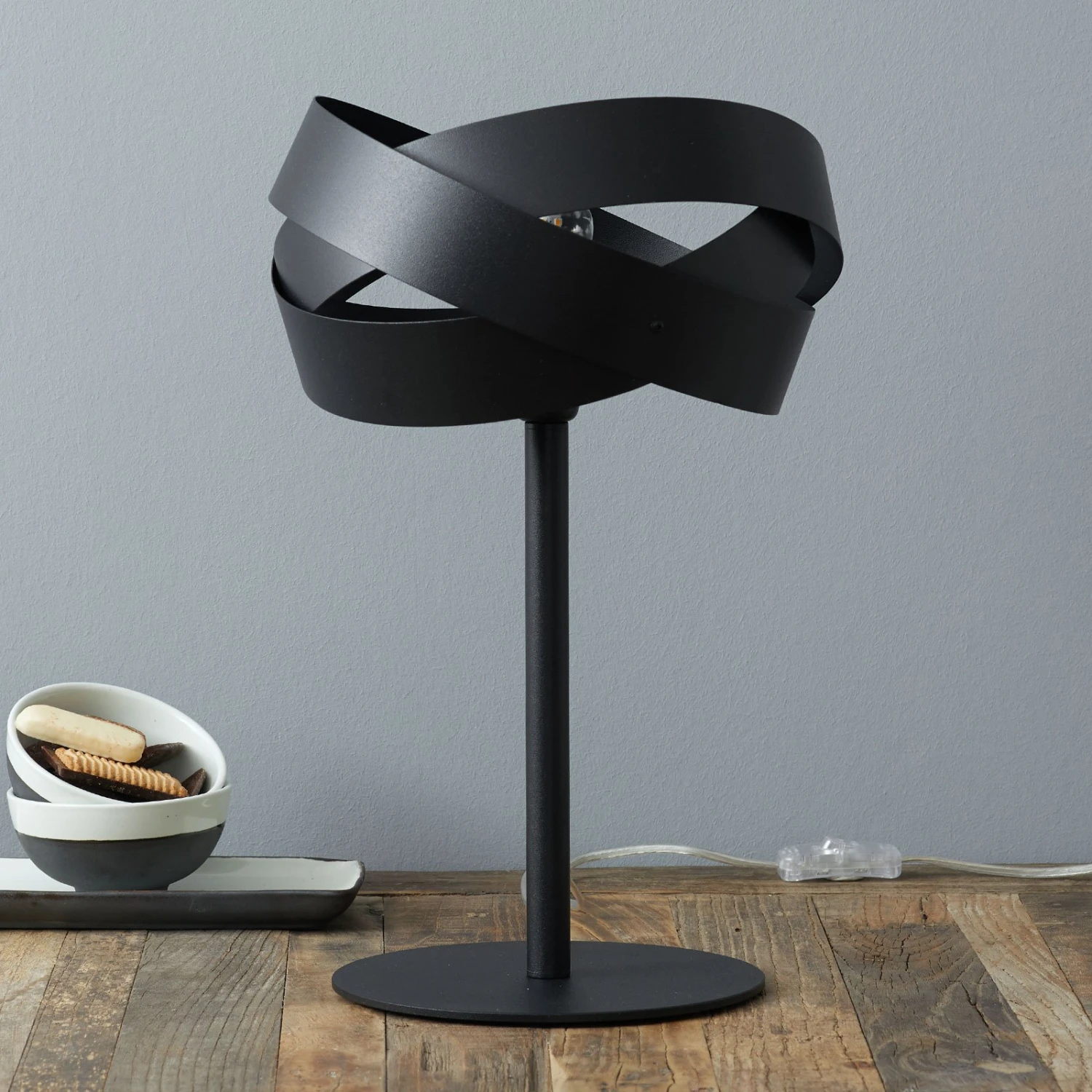 Tischleuchte Tornado Schwarz 2 Tischleuchte Tornado Schwarz – Bild 2