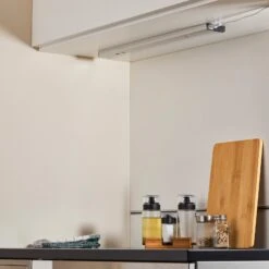 LEDVANCE Linear Flat Unterbaulampe 4.000K Sensor -Bestes Beleuchtungs Geschäft 6106021 2