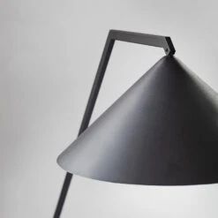 Northern Gear Floor - Mattschwarze Stehlampe -Bestes Beleuchtungs Geschäft 7013121 2