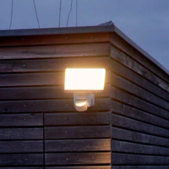 STEINEL XLED Home 2 Außenstrahler In Weiß -Bestes Beleuchtungs Geschäft 8505735 3