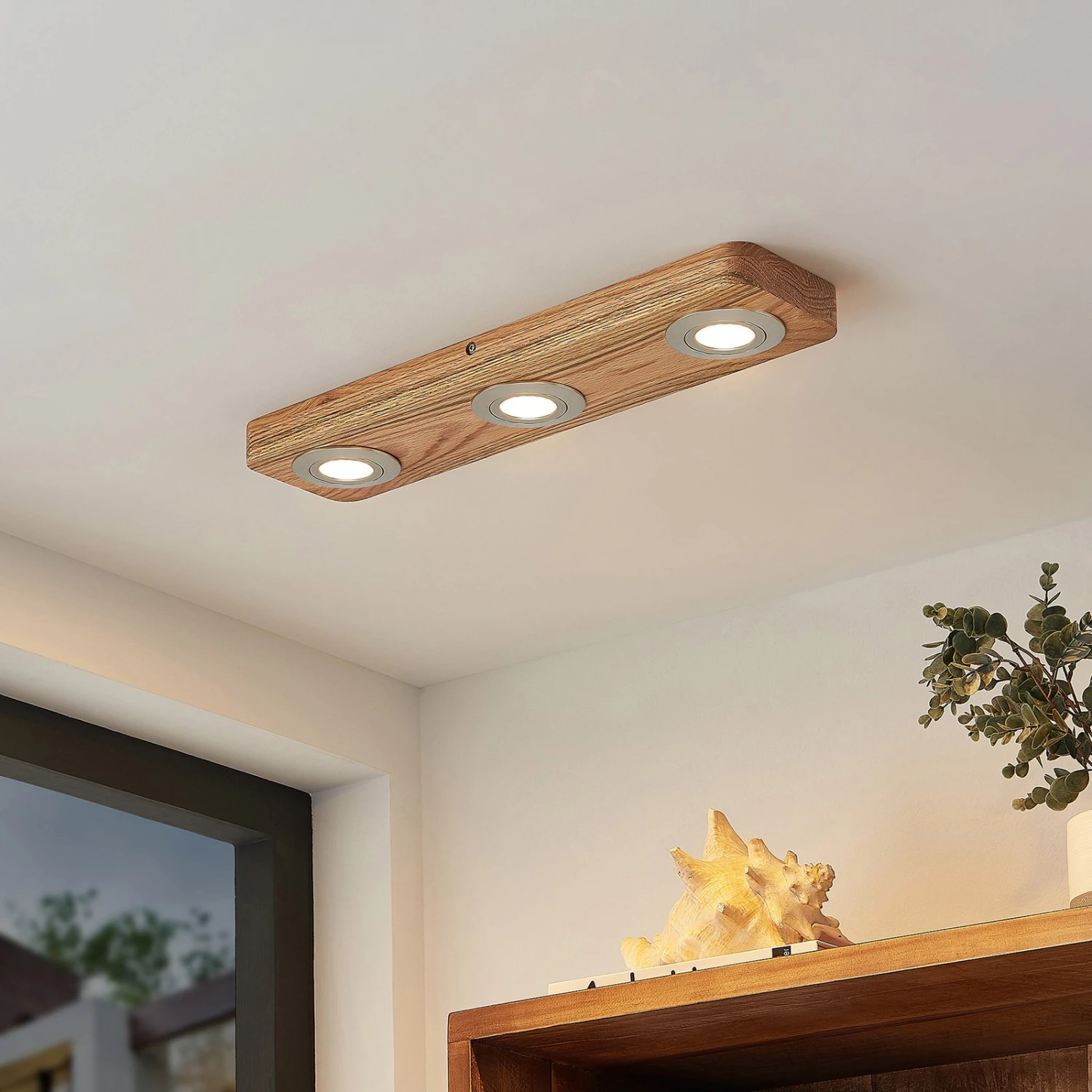 Lindby Mikari LED-Deckenleuchte Aus Holz, 3-fl. 2 Lindby Mikari LED-Deckenleuchte Aus Holz, 3-fl. – Bild 2