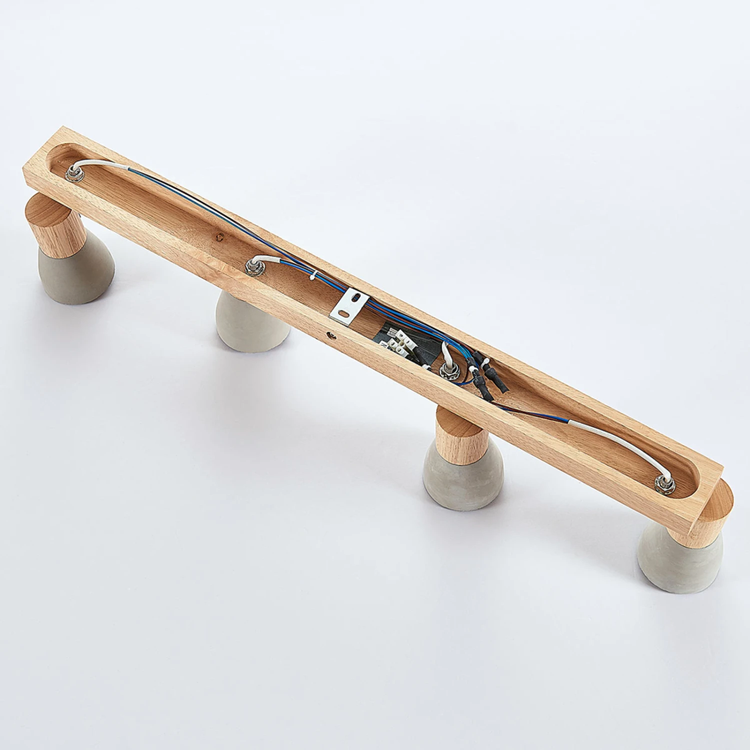 ELC Eletta Deckenstrahler, Beton, Vierflammig 8 ELC Eletta Deckenstrahler, Beton, Vierflammig – Bild 8