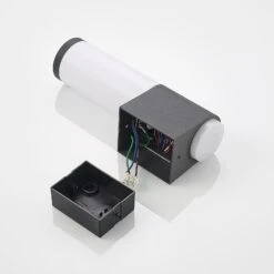 Lindby Okari Außenwandleuchte Mit Sensor, Gerade 17 Lindby Okari Außenwandleuchte Mit Sensor, Gerade -Bestes Beleuchtungs Geschäft 9926020 8